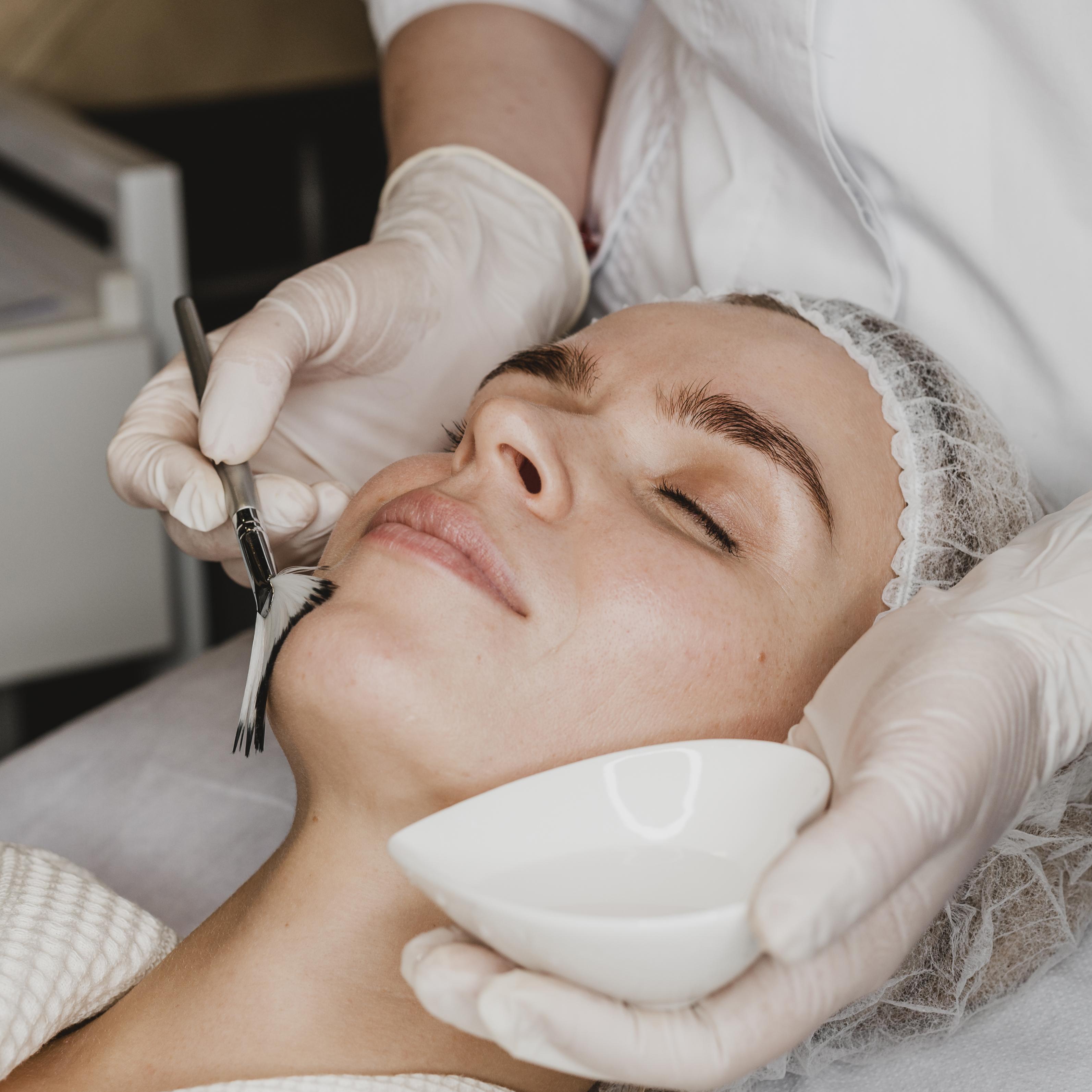 Traitement de la peau du visage